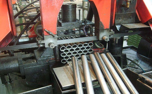 硬质合金带锯条跑出来原因分析 硬质合金带锯条跑出来原因分析